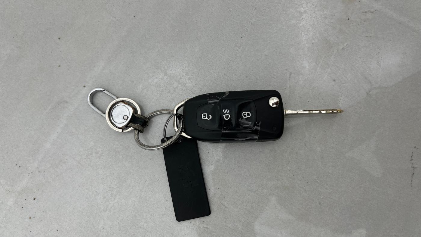 2019 Tata Hexa XTA 4X2 7 STR, Diesel, Automatic, 1,33,331 km, Key Close Up