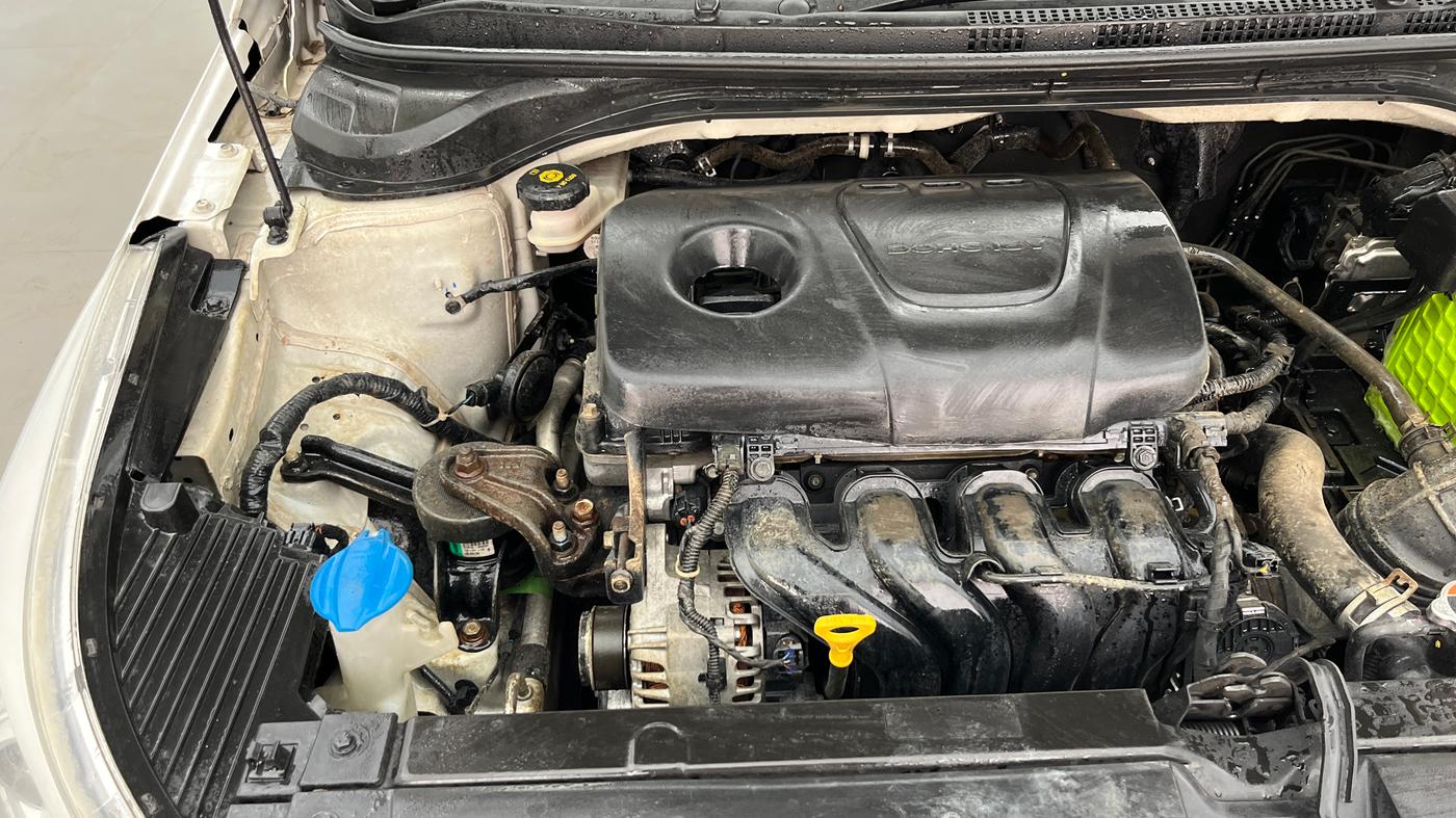 2018 Hyundai Verna 1.6 VTVT SX, Petrol, Manual, 47,710 km, Engine View - Right