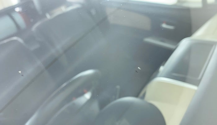 2018 Maruti Wagon R 1.0 LXI CNG, CNG, Manual, 65,952 km, Front windshield - Minor spot on windshield