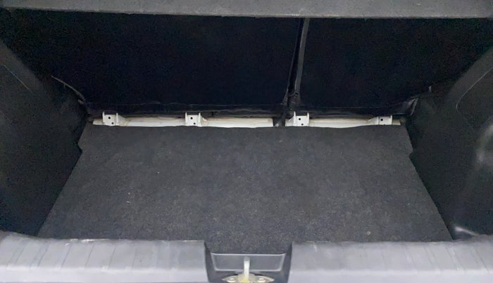 2018 Maruti Baleno DELTA 1.2 K12, Petrol, Manual, 20,999 km, Boot Inside