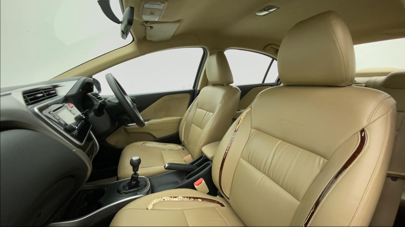 2014 Honda City 1.5L I-VTEC V MT, Petrol, Manual, 1,24,781 km, Right Side Front Door Cabin