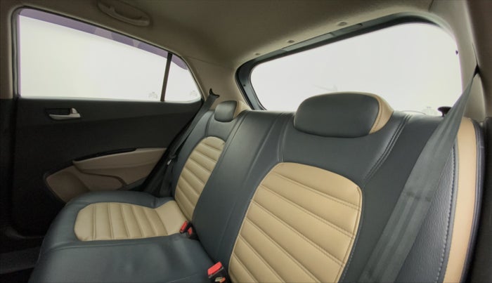 2014 Hyundai Grand i10 SPORTZ 1.1 CRDI, Diesel, Manual, 99,823 km, Right Side Rear Door Cabin