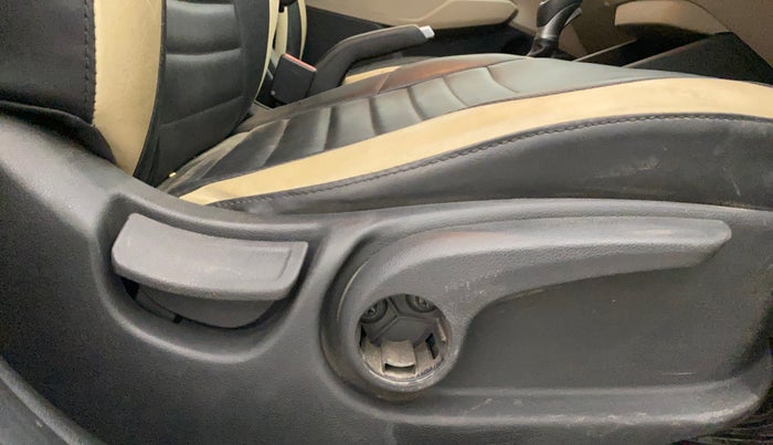 2018 Hyundai Verna 1.6 EX VTVT AT, Petrol, Automatic, 87,019 km, Driver Side Adjustment Panel