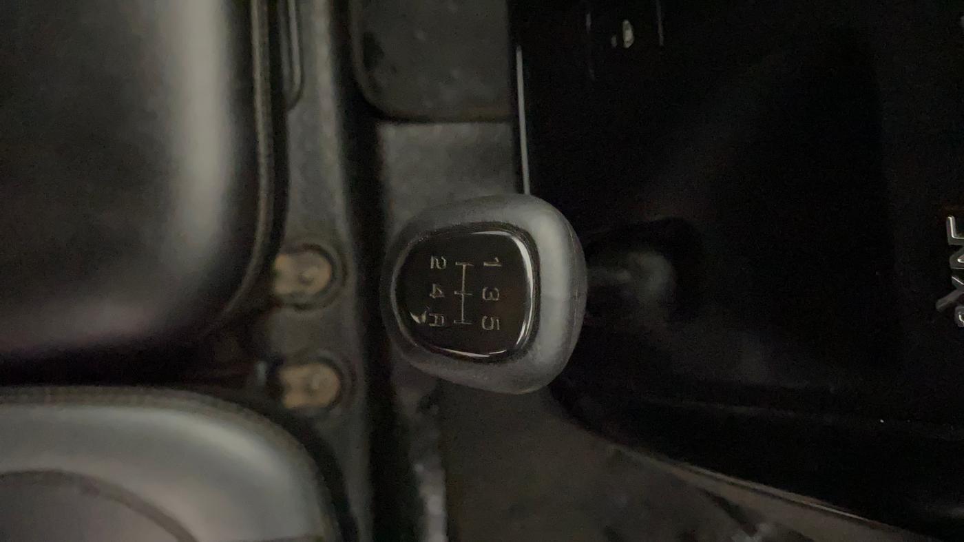 2020 Mahindra KUV 100 NXT K4+ P 6 STR, Petrol, Manual, 55,849 km, Gear Lever