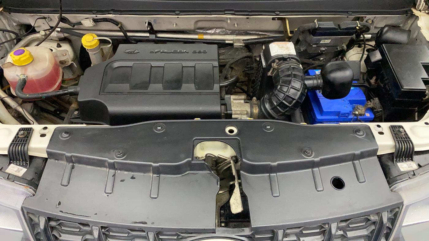 2020 Mahindra KUV 100 NXT K4+ P 6 STR, Petrol, Manual, 55,849 km, Engine View