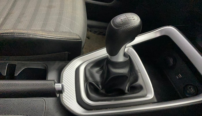 2022 KIA SONET HTK PLUS 1.0 IMT, Petrol, Manual, 26,087 km, Gear Lever