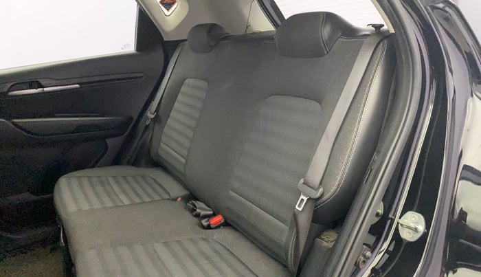 2022 KIA SONET HTK PLUS 1.0 IMT, Petrol, Manual, 26,087 km, Right Side Rear Door Cabin