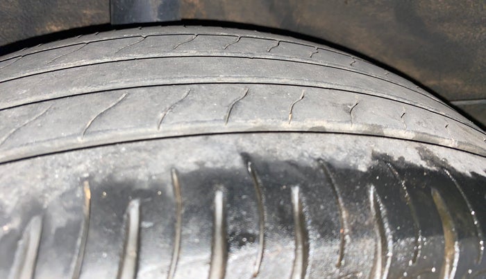 2022 KIA SONET HTK PLUS 1.0 IMT, Petrol, Manual, 26,087 km, Right Rear Tyre Tread