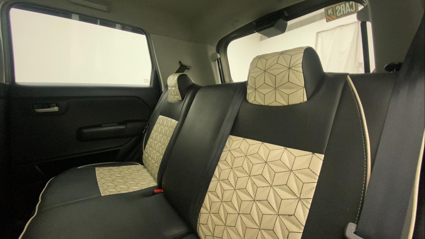 2021 Maruti New Wagon-R VXI 1.2, Petrol, Manual, 18,693 km, Right Side Rear Door Cabin