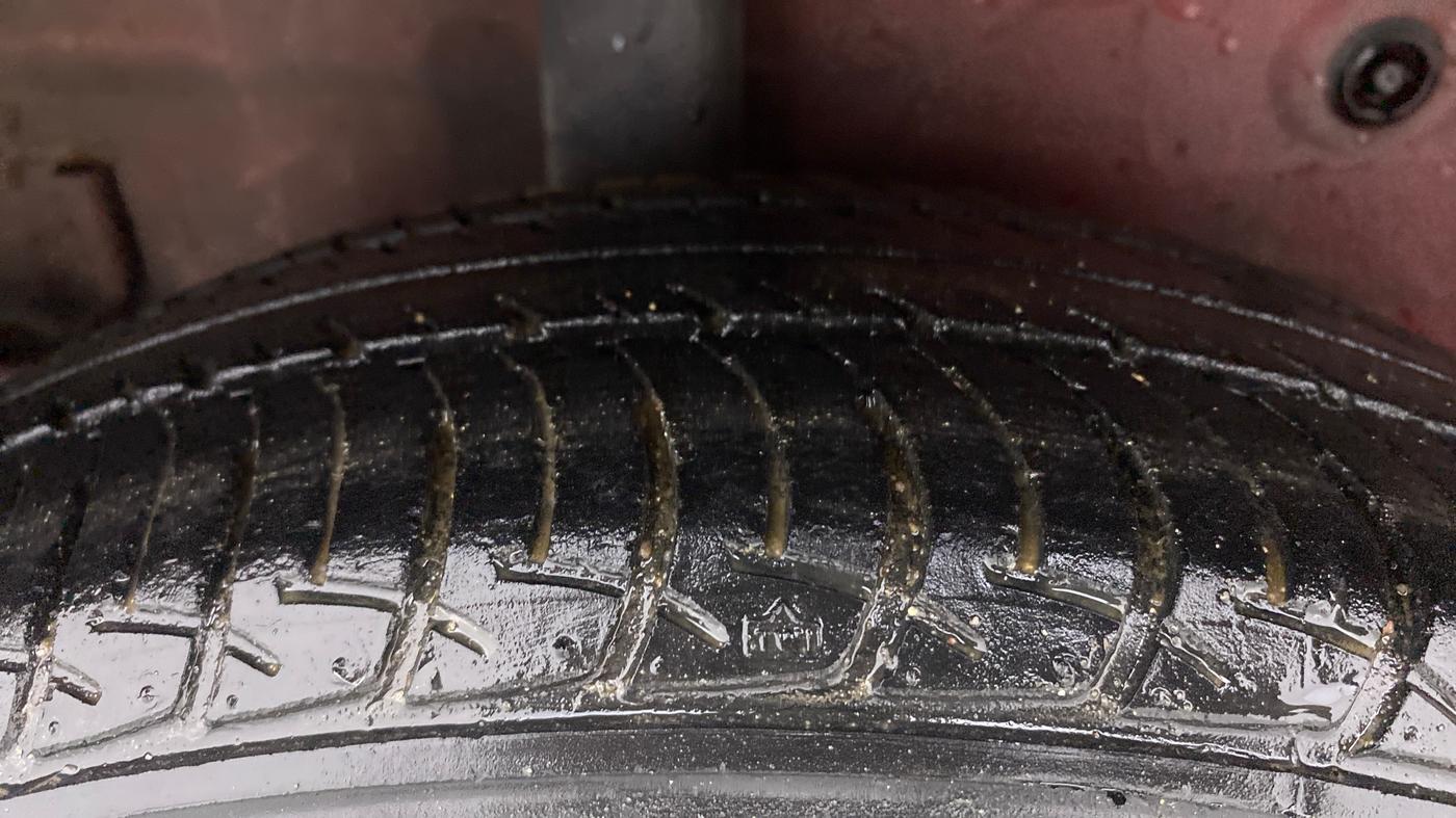 2014 Maruti Celerio ZXI, Petrol, Manual, 1,07,913 km, Right Rear Tyre Tread