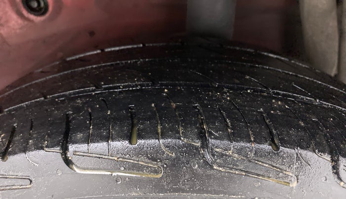 2014 Maruti Celerio ZXI, Petrol, Manual, 1,07,913 km, Left Rear Tyre Tread