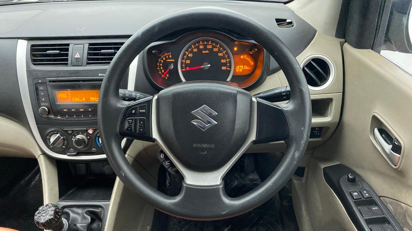 2014 Maruti Celerio ZXI, Petrol, Manual, 1,07,913 km, Steering Wheel Close Up