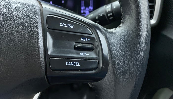 2020 Hyundai VENUE SX 1.0 TURBO, Petrol, Manual, 38,473 km, Adaptive Cruise Control