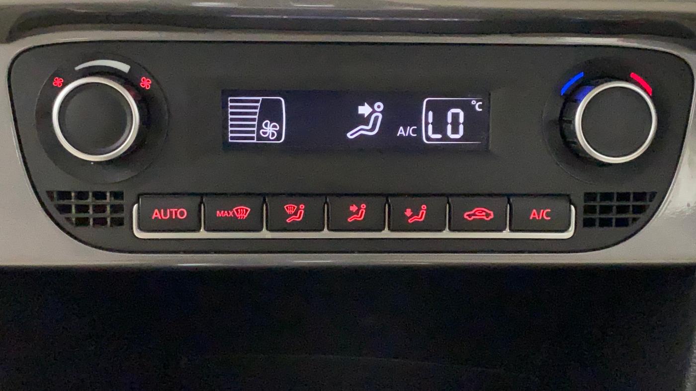 2019 Volkswagen Vento HIGHLINE PLUS 1.2 AT 16 ALLOY, Petrol, Automatic, 56,434 km, Automatic Climate Control