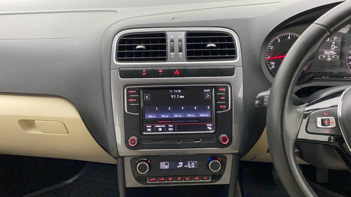 2019 Volkswagen Vento HIGHLINE PLUS 1.2 AT 16 ALLOY, Petrol, Automatic, 56,434 km, Air Conditioner