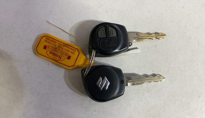 2018 Maruti Baleno DELTA PETROL 1.2, Petrol, Manual, 59,519 km, Key Close Up