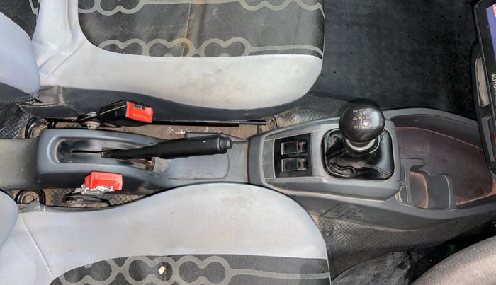 2015 Maruti Alto 800 LXI, Petrol, Manual, 1,05,420 km, Gear Lever