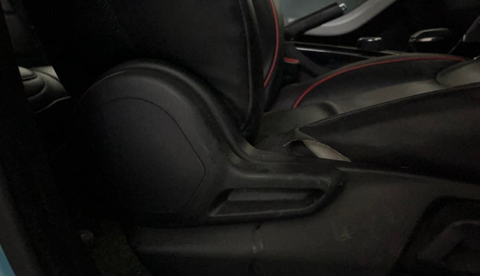 2023 Tata NEXON CREATIVE AMT 1.5 DIESEL, Diesel, Automatic, 23,270 km, Driver Side Adjustment Panel