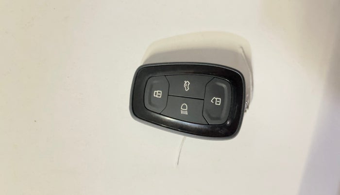 2023 Tata NEXON CREATIVE AMT 1.5 DIESEL, Diesel, Automatic, 23,270 km, Key Close Up