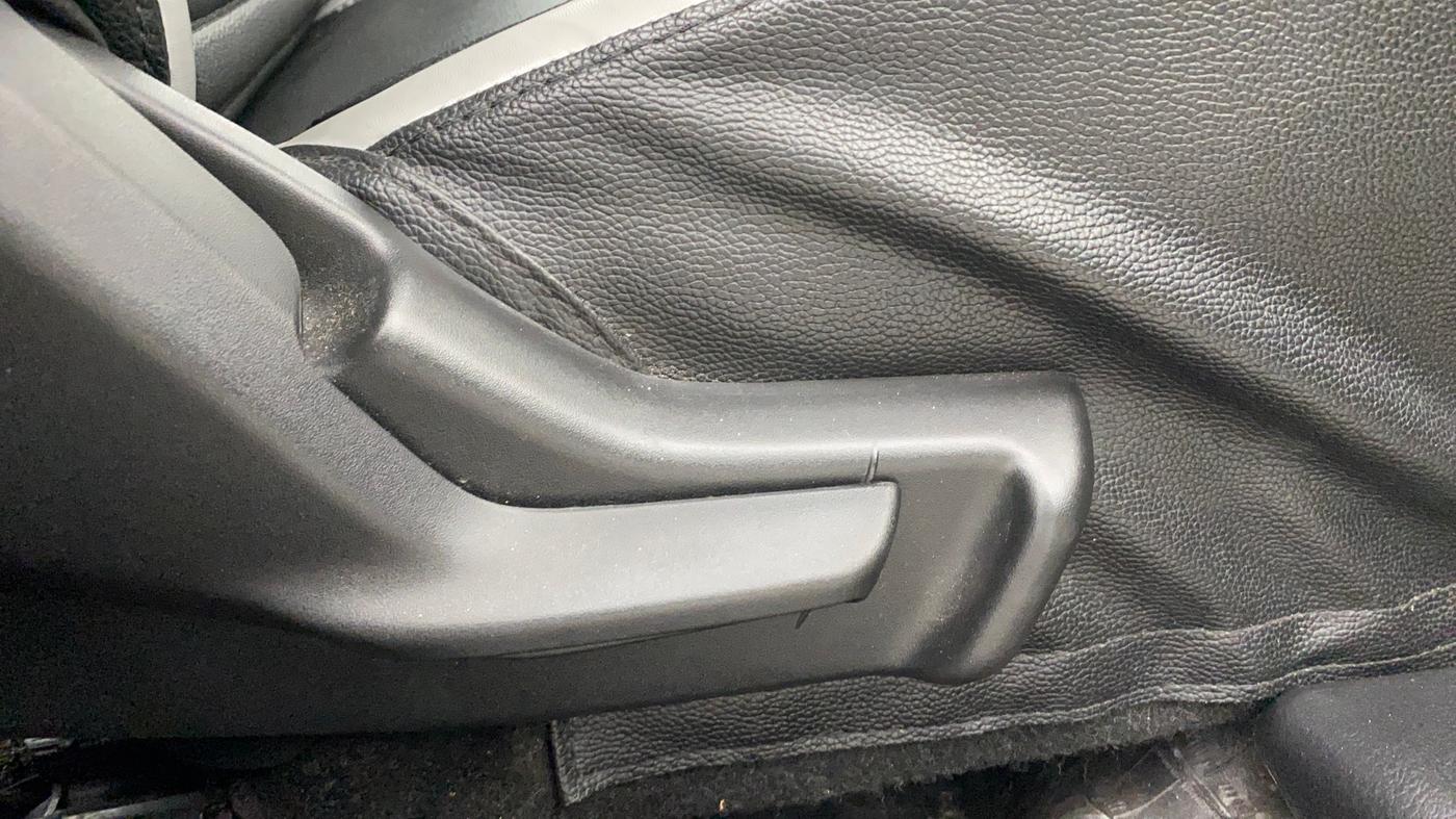 2021 Maruti Baleno DELTA PETROL 1.2, Petrol, Manual, 24,973 km, Driver Side Adjustment Panel