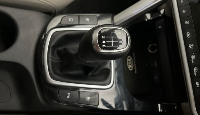 2021 KIA SELTOS HTX PLUS 1.5 DIESEL, Diesel, Manual, 68,403 km, Gear Lever