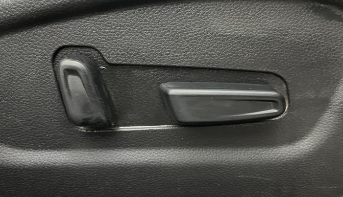2021 KIA SELTOS HTX PLUS 1.5 DIESEL, Diesel, Manual, 68,403 km, Driver Side Adjustment Panel