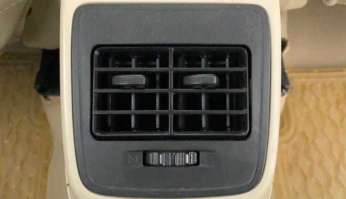 2018 Maruti Dzire ZXI, Petrol, Manual, 69,891 km, Rear AC Vents