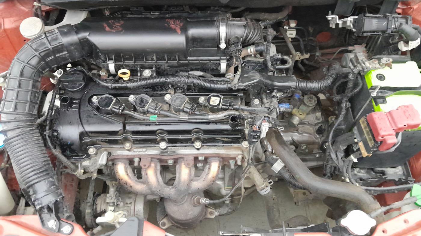 2020 Maruti Swift VXI, Petrol, Manual, 21,989 km, Engine View