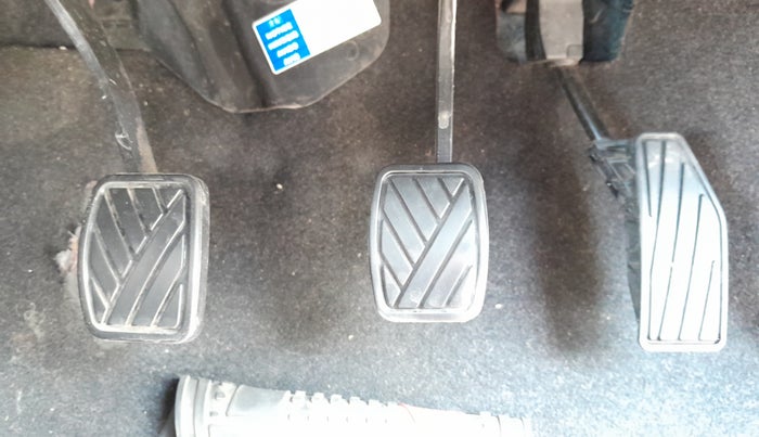 2020 Maruti Swift VXI, Petrol, Manual, 21,989 km, Pedals