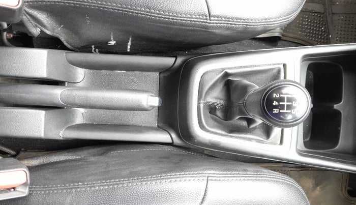 2020 Maruti Swift VXI, Petrol, Manual, 21,989 km, Gear Lever