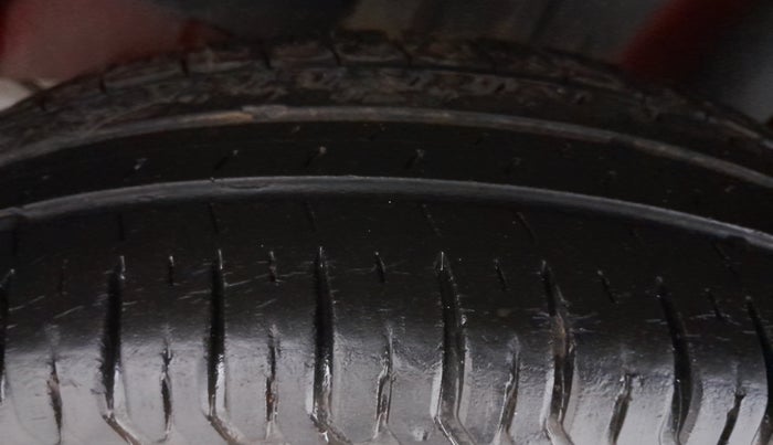 2020 Maruti Swift VXI, Petrol, Manual, 21,989 km, Left Rear Tyre Tread
