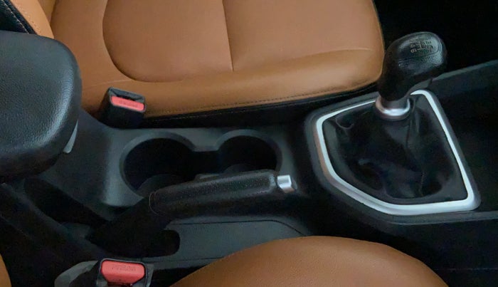 2019 Hyundai Creta E PLUS 1.6 PETROL, Petrol, Manual, 33,700 km, Gear Lever