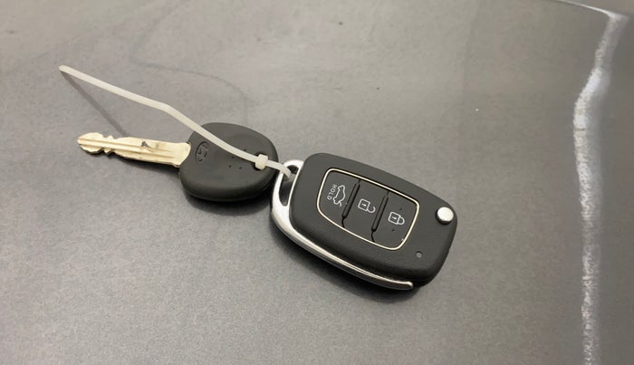 2022 Hyundai GRAND I10 NIOS SPORTZ AMT 1.2 KAPPA VTVT, Petrol, Automatic, 18,767 km, Key Close Up