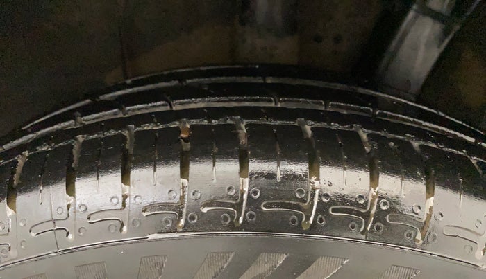 2022 Hyundai GRAND I10 NIOS SPORTZ AMT 1.2 KAPPA VTVT, Petrol, Automatic, 18,767 km, Left Rear Tyre Tread