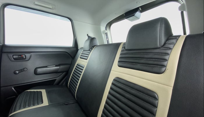 2020 Maruti New Wagon-R LXI CNG 1.0 L, CNG, Manual, 18,237 km, Right Side Rear Door Cabin