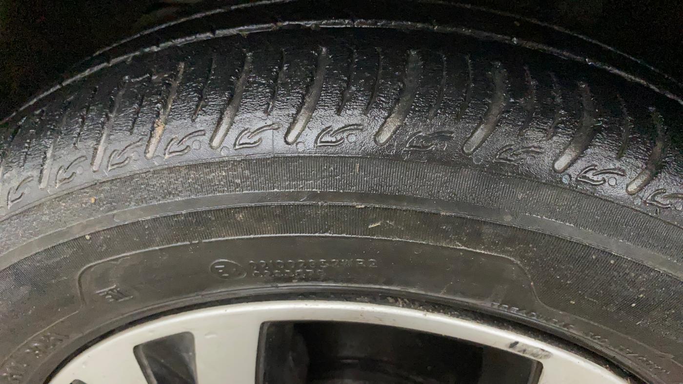 2022 Tata Tiago XZ PLUS CNG, CNG, Manual, 36,460 km, Left Front Tyre Tread