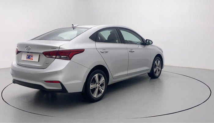 2017 Hyundai Verna 1.6 SX (O) CRDI MT, Diesel, Manual, 43,660 km, Right Back Diagonal