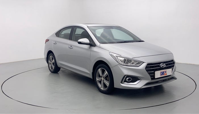 2017 Hyundai Verna 1.6 SX (O) CRDI MT, Diesel, Manual, 43,660 km, Right Front Diagonal