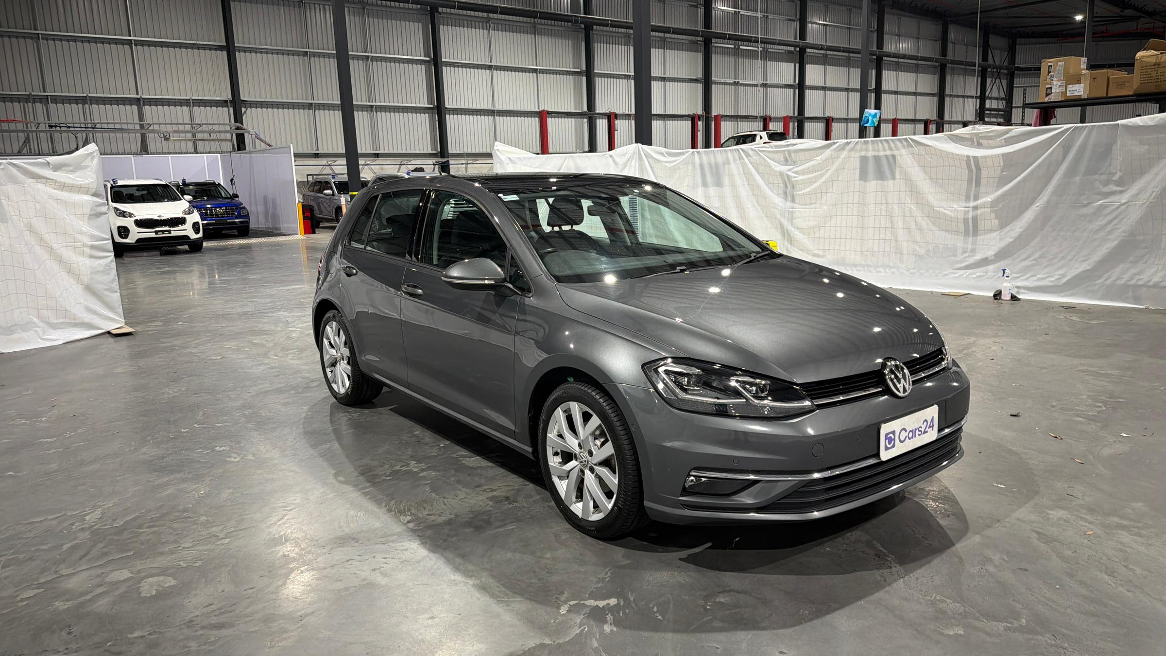 Volkswagen Golf image