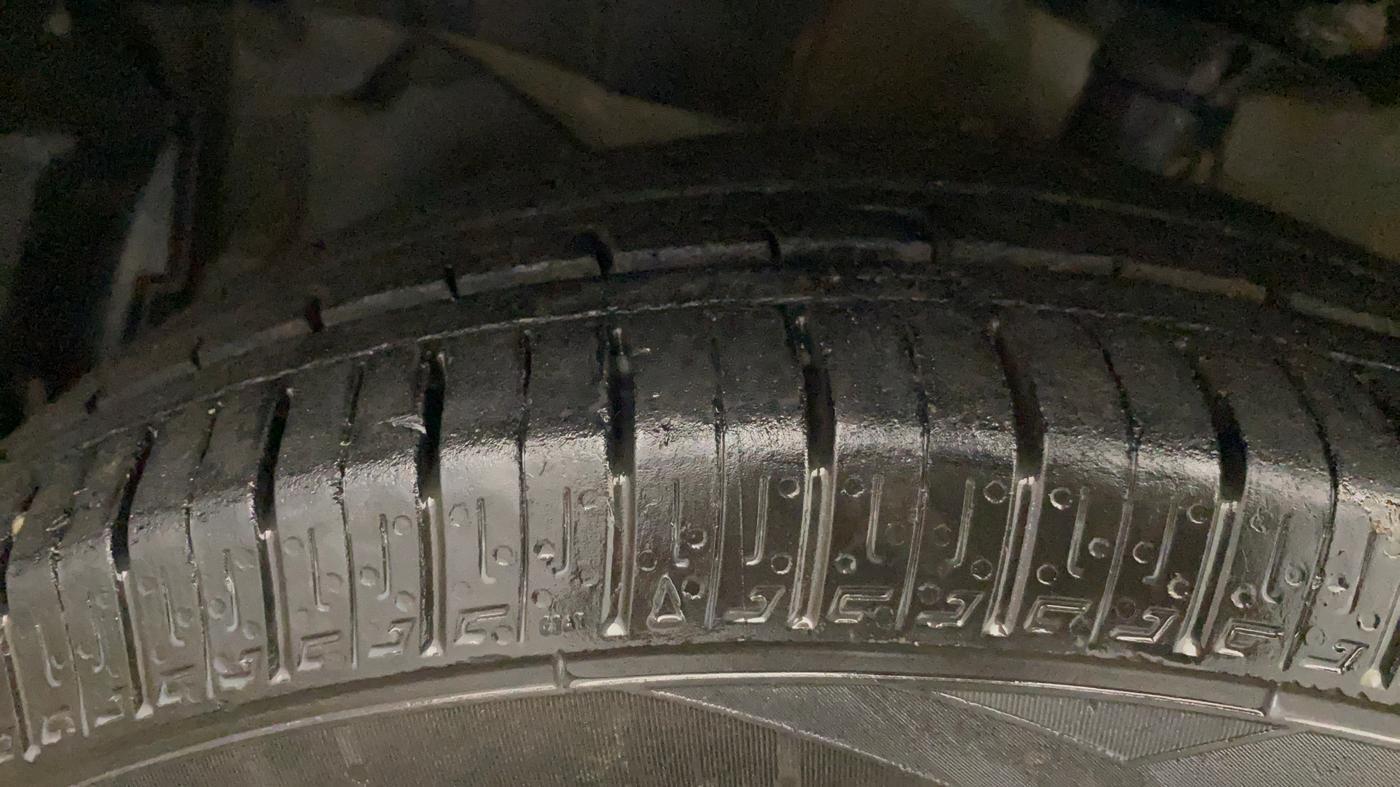 2022 Honda Amaze 1.2L I-VTEC VX CVT, Petrol, Automatic, 88,536 km, Left Front Tyre Tread