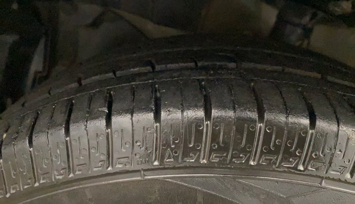 2022 Honda Amaze 1.2L I-VTEC VX CVT, Petrol, Automatic, 88,536 km, Left Front Tyre Tread