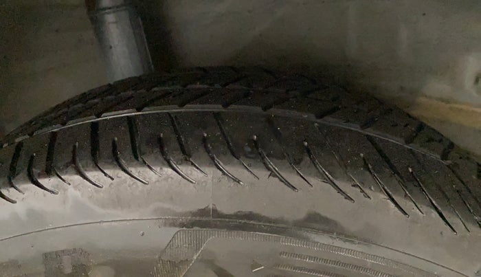 2022 Honda Amaze 1.2L I-VTEC VX CVT, Petrol, Automatic, 88,536 km, Right Rear Tyre Tread