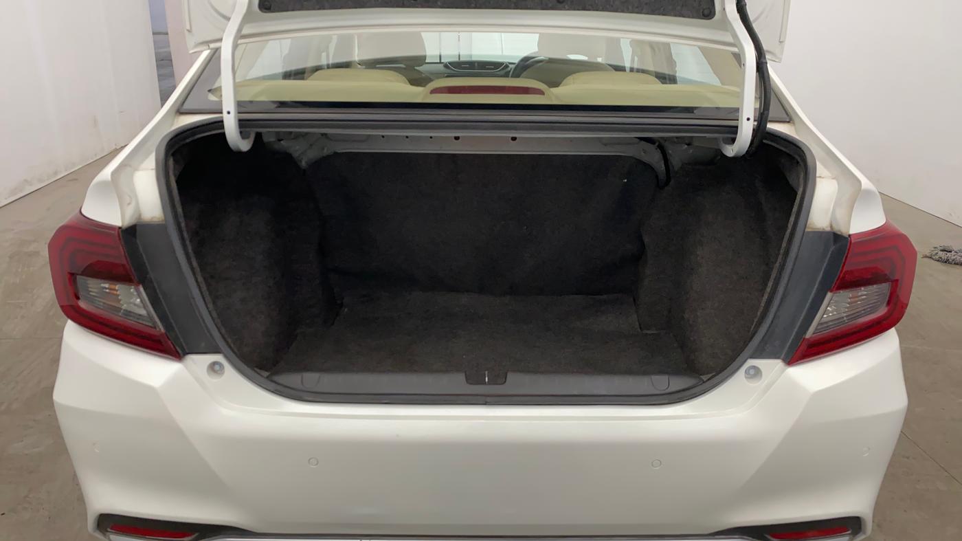 2022 Honda Amaze 1.2L I-VTEC VX CVT, Petrol, Automatic, 88,536 km, Boot Inside