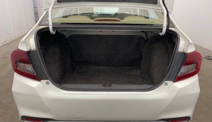 2022 Honda Amaze 1.2L I-VTEC VX CVT, Petrol, Automatic, 88,536 km, Boot Inside