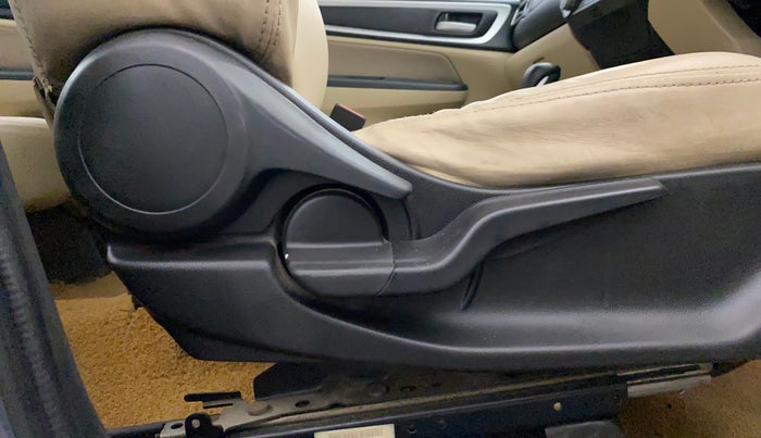 2022 Honda Amaze 1.2L I-VTEC VX CVT, Petrol, Automatic, 88,536 km, Driver Side Adjustment Panel