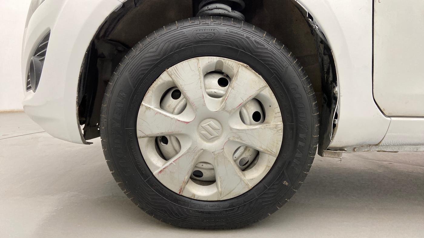 2014 Maruti Ritz LXI, Petrol, Manual, 97,001 km, Left Front Wheel