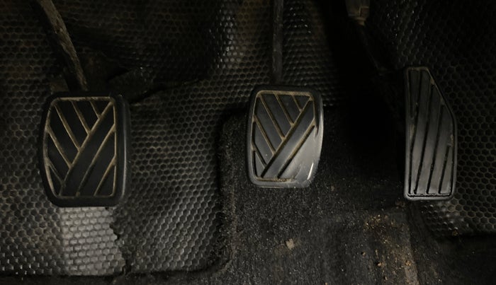 2020 Maruti Baleno DELTA PETROL 1.2, Petrol, Manual, 1,38,995 km, Pedals