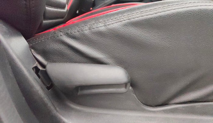 2021 Maruti Vitara Brezza VXI AT SHVS, Petrol, Automatic, 42,991 km, Driver Side Adjustment Panel