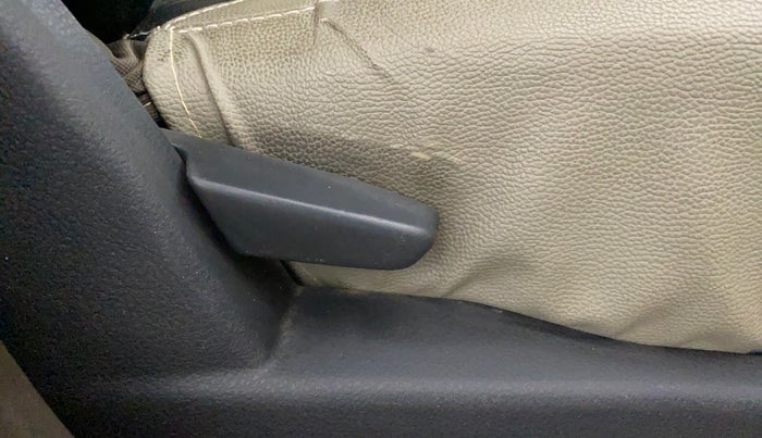 2017 Renault Duster RXL PETROL, CNG, Manual, 26,729 km, Driver Side Adjustment Panel