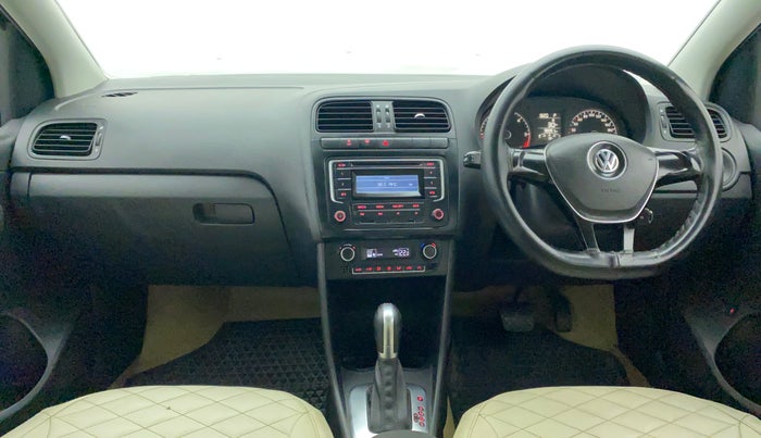 2015 Volkswagen Vento COMFORTLINE 1.5 AT, Diesel, Automatic, 99,094 km, Dashboard